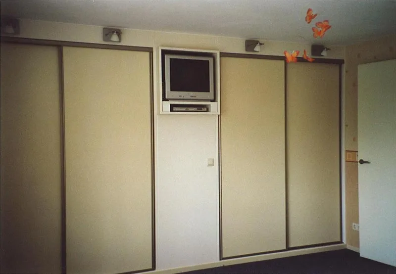 Kast op maat met schuifdeuren: kast in de slaapkamer